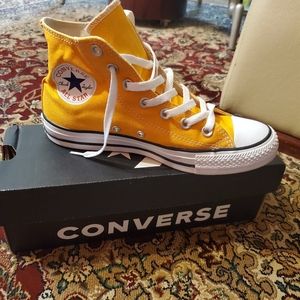 Yellow converse